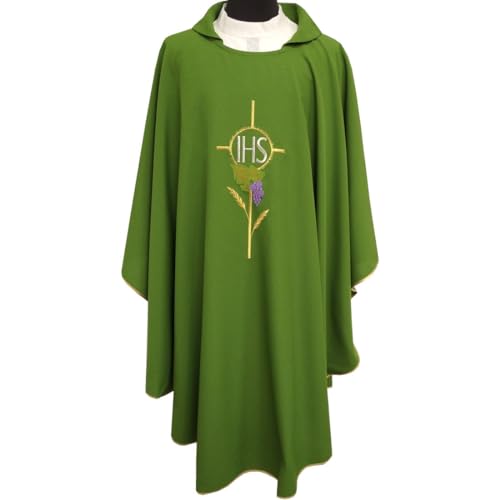 Chasuble verte pour célébrer la messe du dimanche