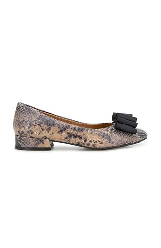 Image of Gentle Souls by Kenneth Cole Women's Atlas Flat