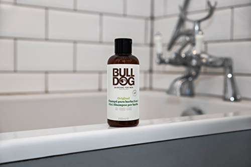 Fotografía secundaria - Bulldog Skincare - Champú y Acondicionador 2 en 1 para Barba Formulado con Ingredientes Naturales: Aloe, Aceite de Camelina y Té Verde - Formato 2 en 1 de 200 ml