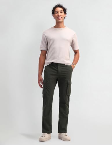Image of U.S. Polo Assn. Denim Co. Men's Green Solid Mid Rise Cotton Button Straight Fit Flat Front Slit Pocket Trousers