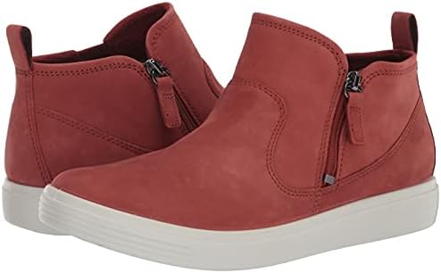 ECCO Women's Soft Classic Bootie Sneaker, Cayenne Nubuck, 5-5.5 | Image 6