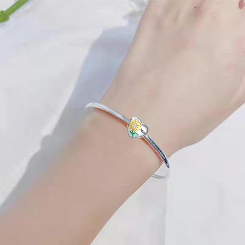 Abalorio de girasol calado con mensaje You are My Sunshine para abuela 6