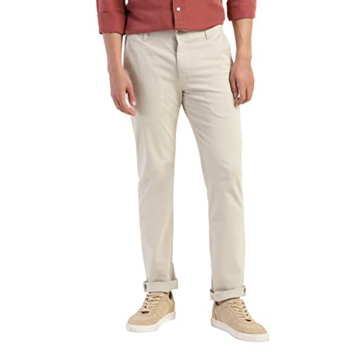Image of Levi's Men's Solid Slim Fit Trousers
