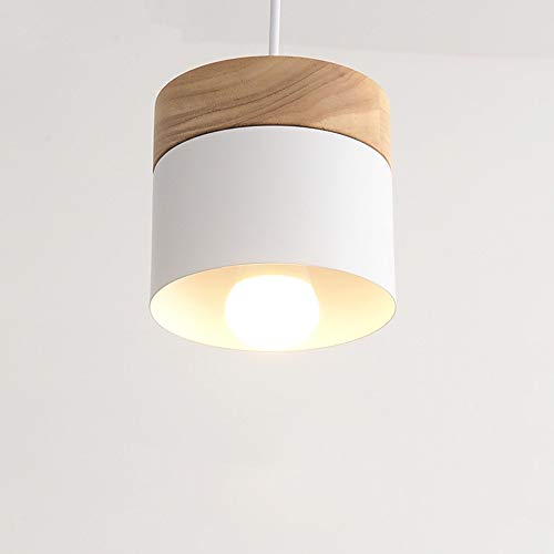 Lustre suspendu en bois de style moderne pour un salon chaleureux