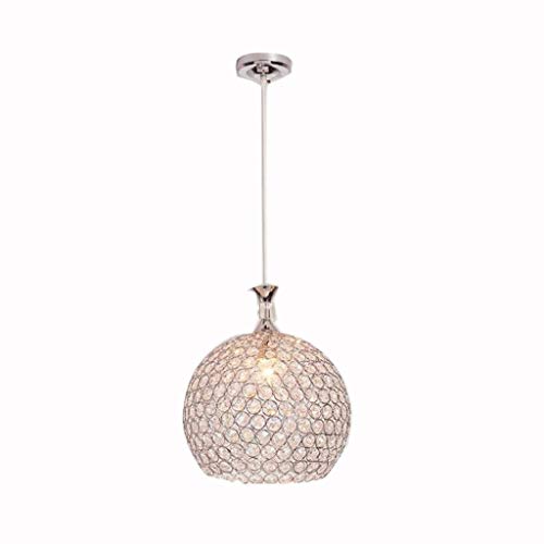 Lustre en cristal led dorée pour illuminer un plafond sombre avec style et élégance