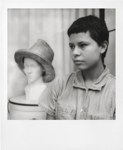 Image of Polaroids Black & White Instant Film, 2 Pack, 16 Photos, B&W Film Works with Polaroid i-Type Cameras, Now, Now+, I-2, & Lab, Bundle with a Lumintrail Lens Cleaning Cloth