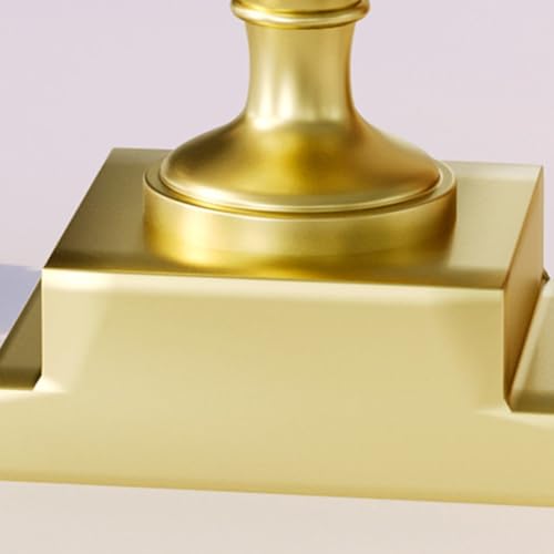 Statue de vache dorée pour dynamiser votre ornement de bureau chic
