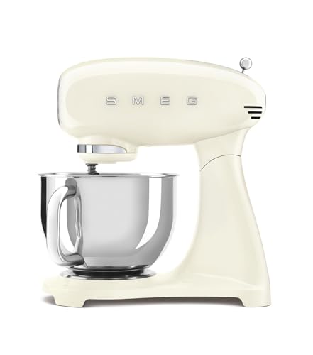 Smeg, Robot Pâtissier SMF03CREU, 10 Niveaux de Vitesse, Fonction Mise en Marche Progressive, Bol 4,8 L, Verrouillage Moteur de Sécurité, 3 Batteurs, Crochet et Couvercle Fournis, 800W, Crème