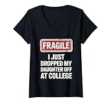 Photo Gallery donna fragile ho appena lasciato mia figlia al college maglietta con collo a v Photo Gallery donna fragile ho appena lasciato mia figlia al college maglietta con collo a v