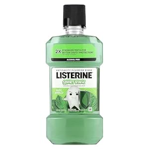 Listerine Smart Rinse Kids Mouthwash, ADA Accepted, Alcohol-Free Anticavity Sodium Fluoride Mouthwash, Oral Rinse for Dental Cavity Protection, Mint Shield Flavor for Children’s Oral Care, 500 mL