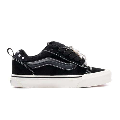 Image of Vans Unisex-Adult Knu Skool Shoe - '90s Retro Puffy Low-Top Fashion Sneakers for Men & Women