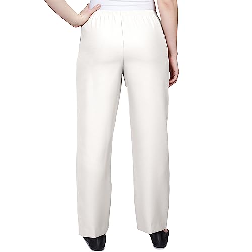 Alfred Dunner Women's Petite Solid Short Pant2
