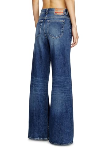 Diesel 1978 D-AKEMI Flare Jeans3