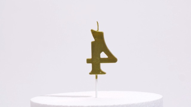 Gold Number 33 Birthday Candles - Numeral Cake Topper For 33rd Birthday Party Decor