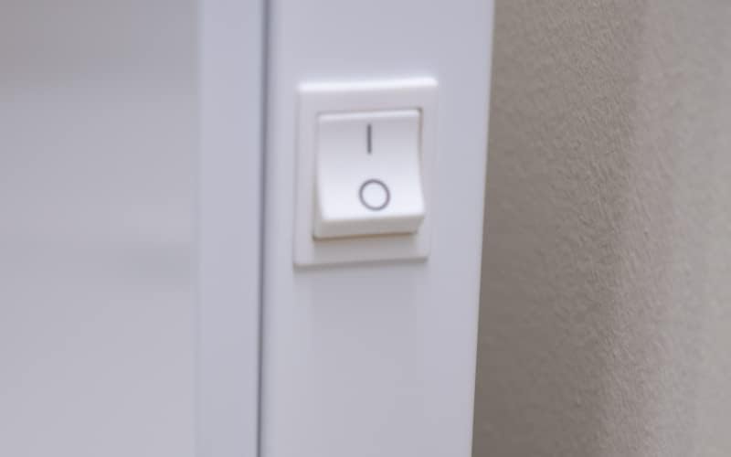 Power switch on Adax VP12 H heater