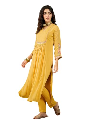 Image of Amazon Brand - Tavasya Women Milky Georgette Zai Sequence Embroide Kurta with Pant Set |Kurta Set|Ethnic Wear|Salwar Suit|3 Piece Set