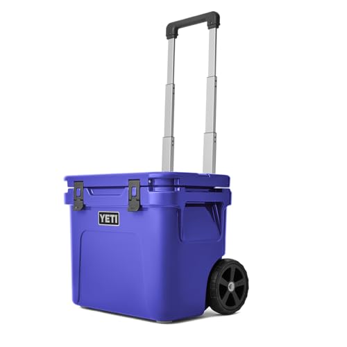 Image of YETI Roadie 32 Wheeled Cooler