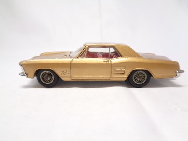 Amazon.co.jp: CORGI TOYS 245 BUICK RIVIERA コーギー ビュイック