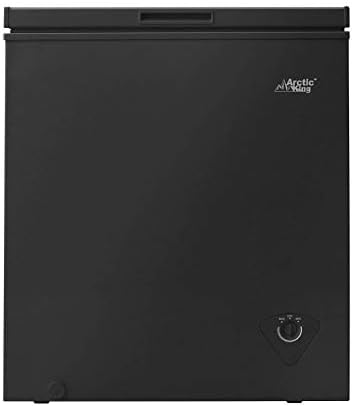 Frente view of the Arctic King chest freezer showing the temperature control dial.