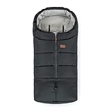 Fermeture éclair sur la poitrine pour un accès facile à bébé et les éléments réfléchissants pour plus de sécurité.