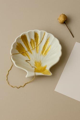 Image of TREETRUNK Handmade Concrete Shell Trinket Tray | Jewellery /Makeup /Table Organizer l Home Decor l Candle Tray | Multipurpose (9.5x9.5cm) White (Gold foil)