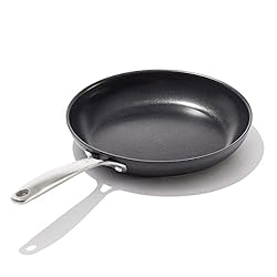 A frying pan image and link to buy.