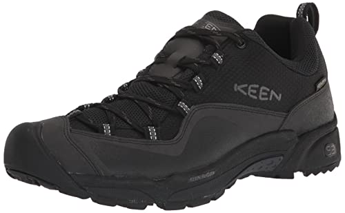 Chaussure de randonnée KEEN évite les pieds mouillés en marche