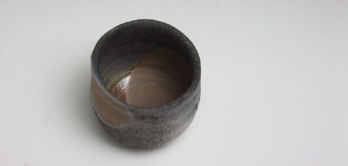 Amazon.co.jp: 備前焼 窯変酒呑（窯変） 【盃 杯 ぐい呑み 酒器 備前焼