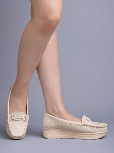 Image of Shoetopia Women's White Sandals - Stylish Slingback Slip-On Bally || Bow Design, Comfortable Casual & Party Footwear