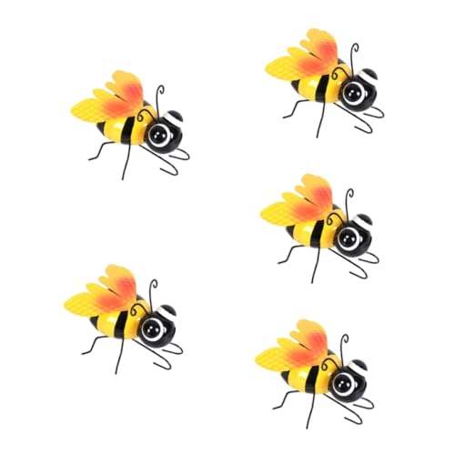 Décoration murale abeille réaliste Cabilock pour donner du volume à un mur blanc intérieur