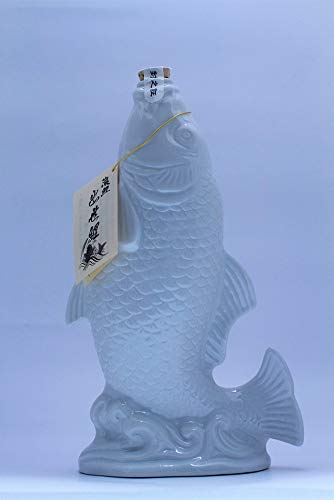 Amazon.co.jp: 櫻正宗 瀧鯉 純米吟醸 出世鯉 1000ml瓶 特製陶器 化粧箱