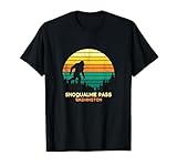 Retro Snoqualmie Pass, Washington Big foot Souvenir T-Shirt