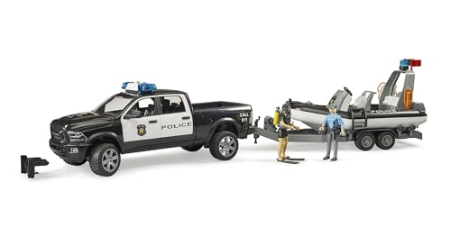 bruder 02507 - RAM 2500 Polizei Pick-up, módulo de luz y sonido, remolque con bote, 2 figuras - 1:16 Vehículo de emergencia, servicio de rescate, policía, buzo, bworld, Toys