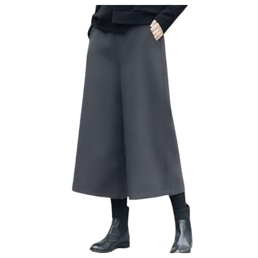25 Chic Winter Work Outfits for Women – Stylish Office Looks for Cold Weather Wool Culottes