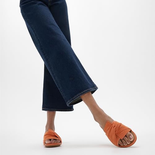 Image of FitFlop Women's Gracie Soft-Twist Leather Slides Wedge Sandal