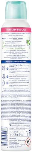 NIVEA Trockenshampoo Fresh Volume (200 ml), extra mildes Trockenshampoo Spray mit angenehmem Duft, Trockenhaarshampoo für extra Volumen & sofortige Frische