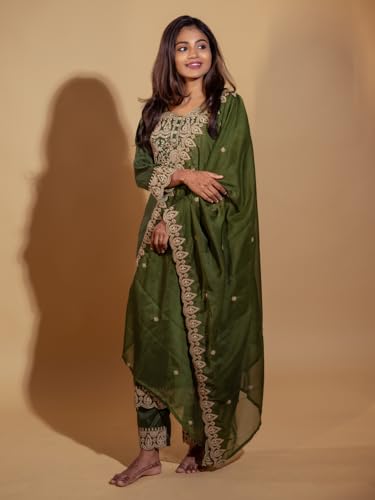 Image of VredeVogel Women's Silk Blend Embroidered Kurta with Pant & Silk Chiffon Dupatta Set