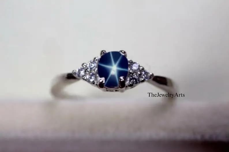 Dainty Star Sapphire Ring – Blue Star Ring in 925 Sterling Silver | Elegant and Timeless Jewelry for Every Occasion