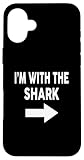 Photo Gallery costume di halloween con scritta in inglese i m with the shark custodia per iphone 16 plus Photo Gallery costume di halloween con scritta in inglese i m with the shark custodia per iphone 16 plus