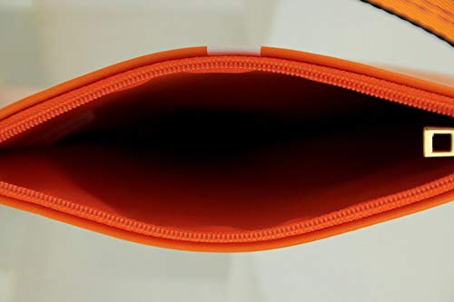 Cheese Crunch Crossbody Bag in Vinyl3