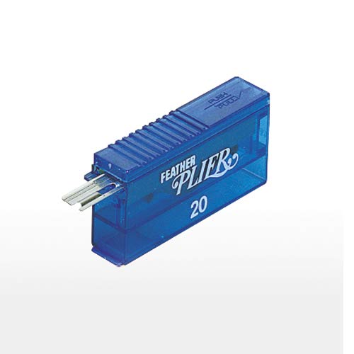 Feather Plier Hair Razor Blades - (2 Pack of 20) - Hair Straight Razor Blade Refills for Hair Cutting- For Professional Hair Cutters- Made in Japan - Image 2