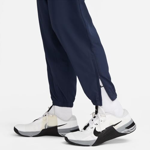Image of Nike Men's Form Dri-FIT Tapered Versatile Pants