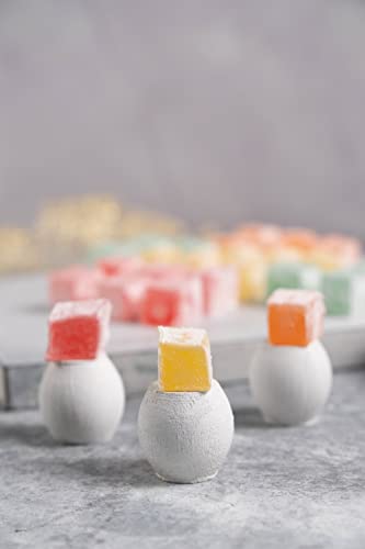 Mughe Gourmet Türkische Delight Süßigkeiten, elegante Zinnbox - 750g - Halal, vegan - Lokum Fruchtgeschmack: Rose, Erdbeere, Zitrone, Orange, Minze - Geschenk für besondere Anlässe, Geburtstage