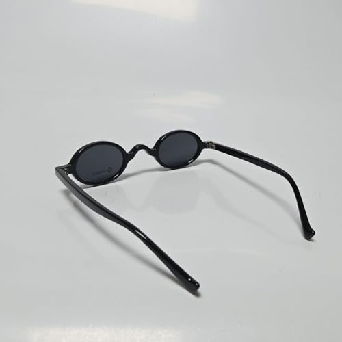 Vintage Mini Round Sunglasses - Retro Y2K Style UV400 Protection Unisex Eyewear for Travel, Party & Daily Wear4