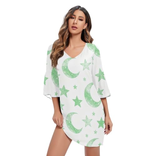 Robe en mousseline de soie haut de gamme col V vert émeraude aux détails célestes lune et étoile