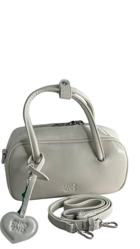 Chic and practicality in one bag!