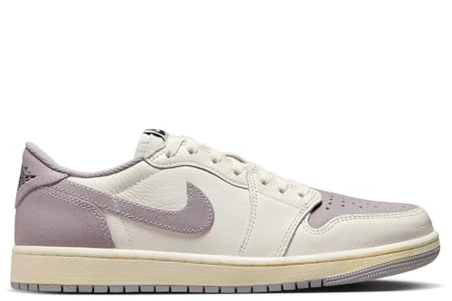 Air Jordan 1 Retro Low OG - Sail & Black Atmosphere2