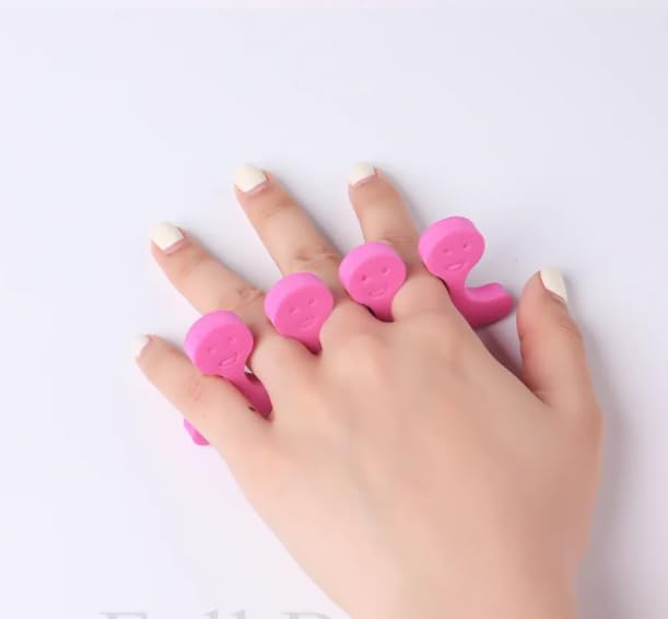Toe Separators Finger Separators, Soft Sponge Toe Separators Pedicure, Toe Finger Dividers for Women Men Nail Art Pedicure Manicure Polishing Coating Gel Painting Beauty Accessories (Smiling face)
