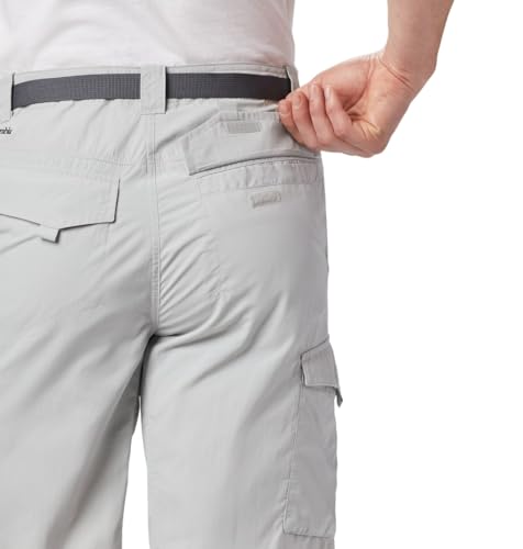 Image of Columbia Men's Regular Fit Shorts (AM4723 Cypress Heather Camo Print 40)