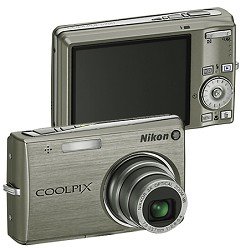 Coolpix s700 12.1 MPfW^Jwith 3 xwY[withUReduction (Vo[)